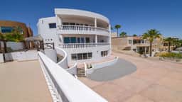 Casa Blanca - Image 2
