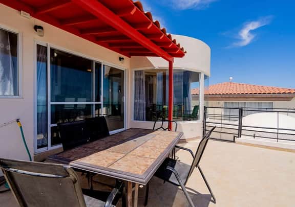 Beach house A. Upstairs - Image 3